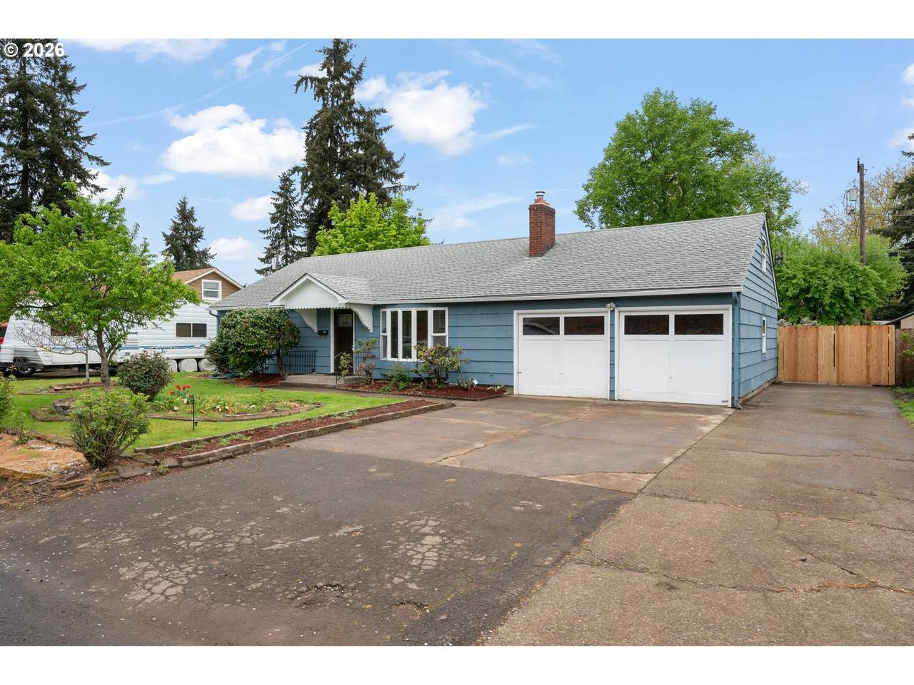 https://bt-photos.global.ssl.fastly.net/portland/1280_boomver_1_697338573-2.jpg