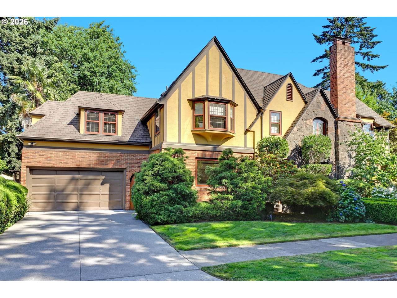 2210 31ST Ave - Photo 1