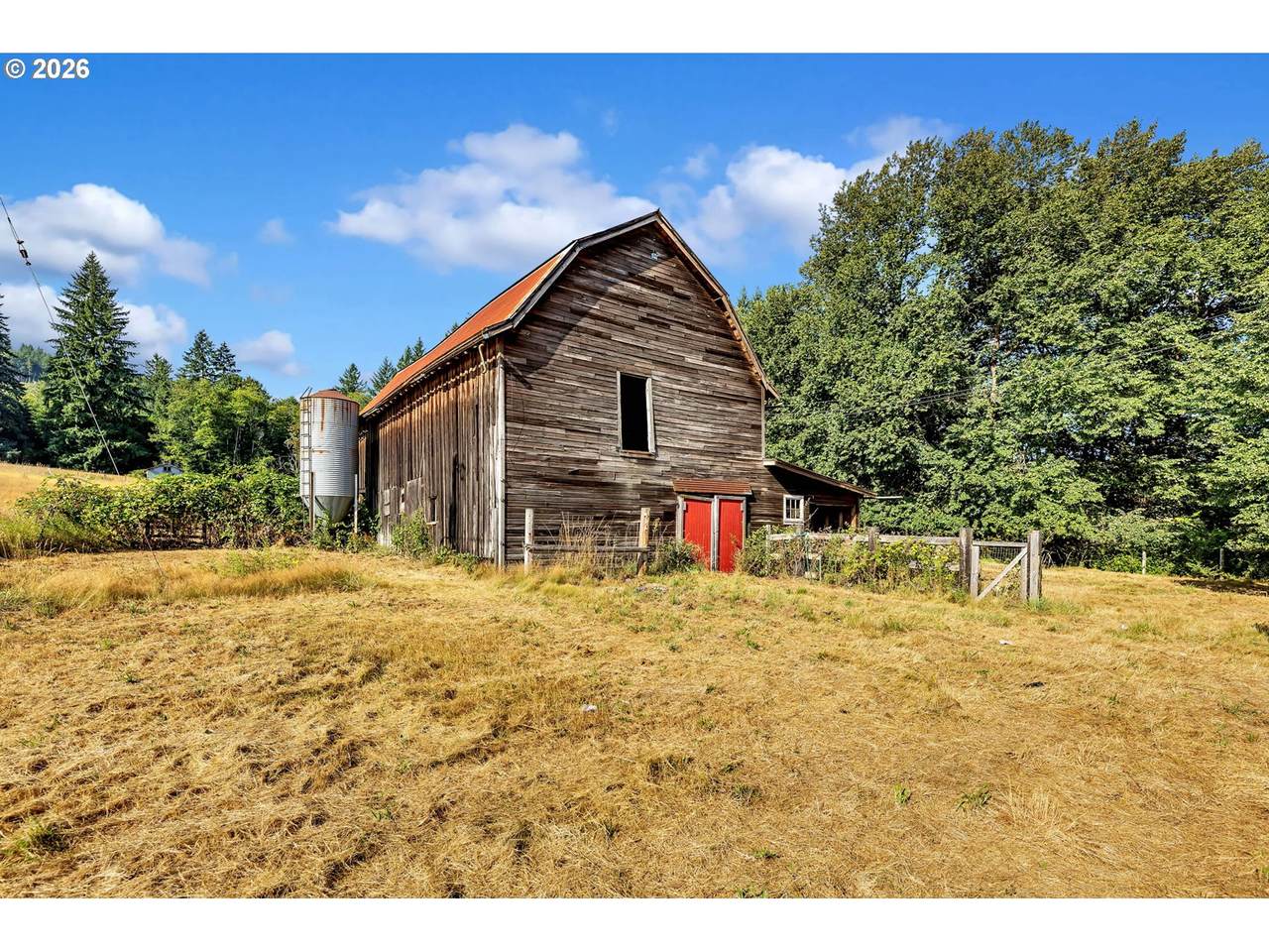 https://bt-photos.global.ssl.fastly.net/portland/1280_boomver_1_698286716-2.jpg