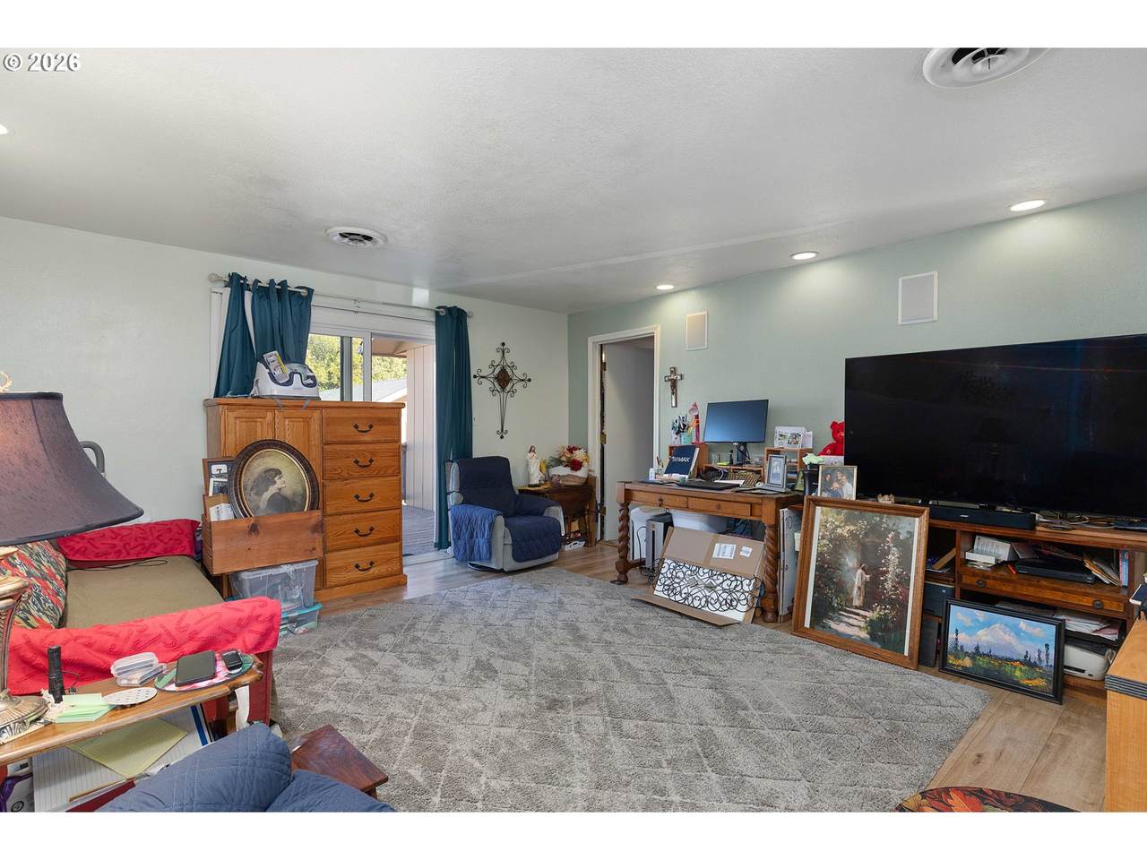 https://bt-photos.global.ssl.fastly.net/portland/1280_boomver_1_698472294-2.jpg