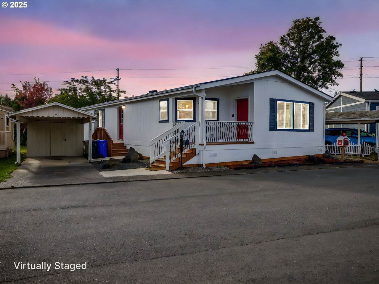 570 10TH Ave - Photo 1