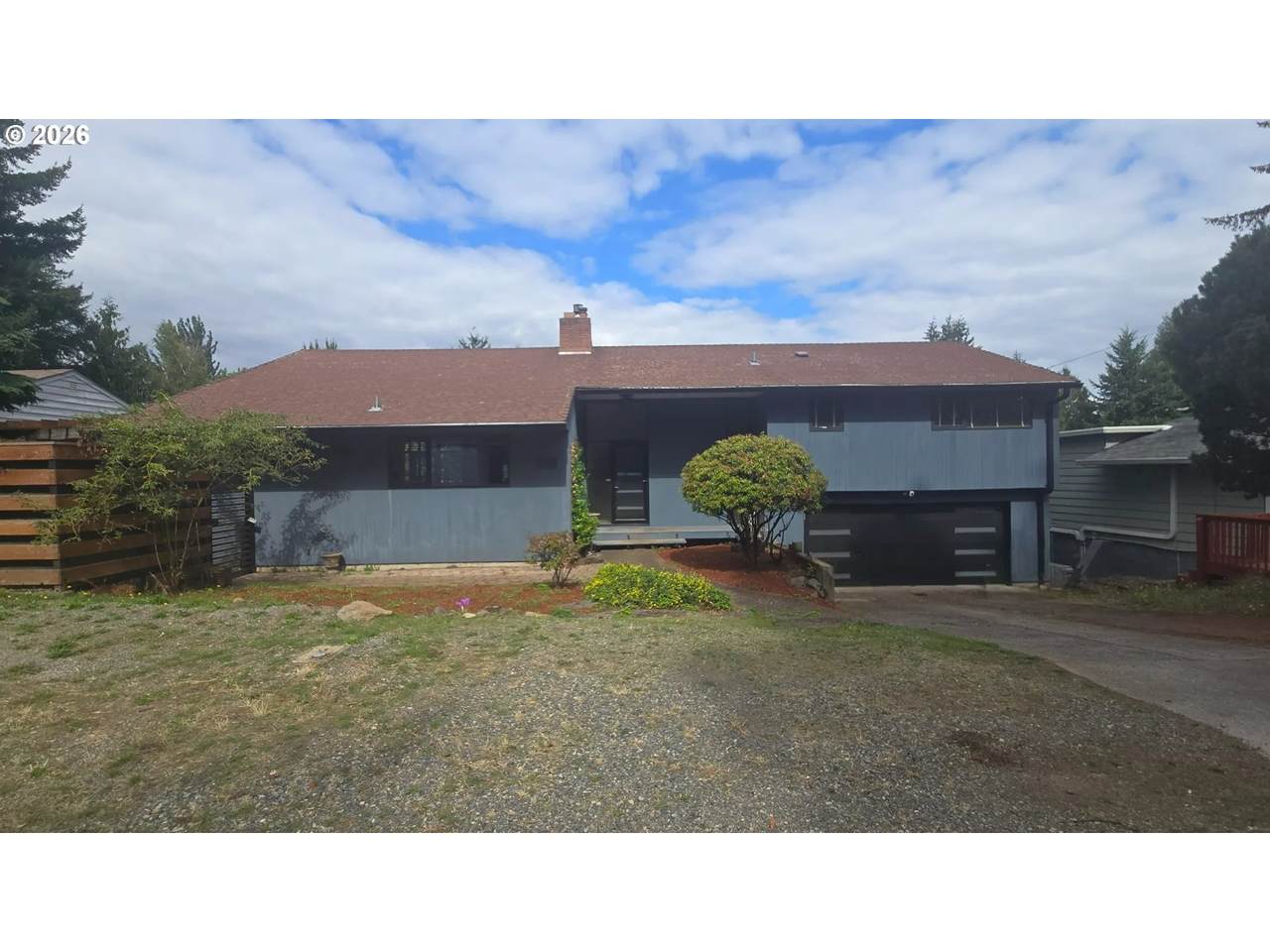 16435 Multnomah St - Photo 1