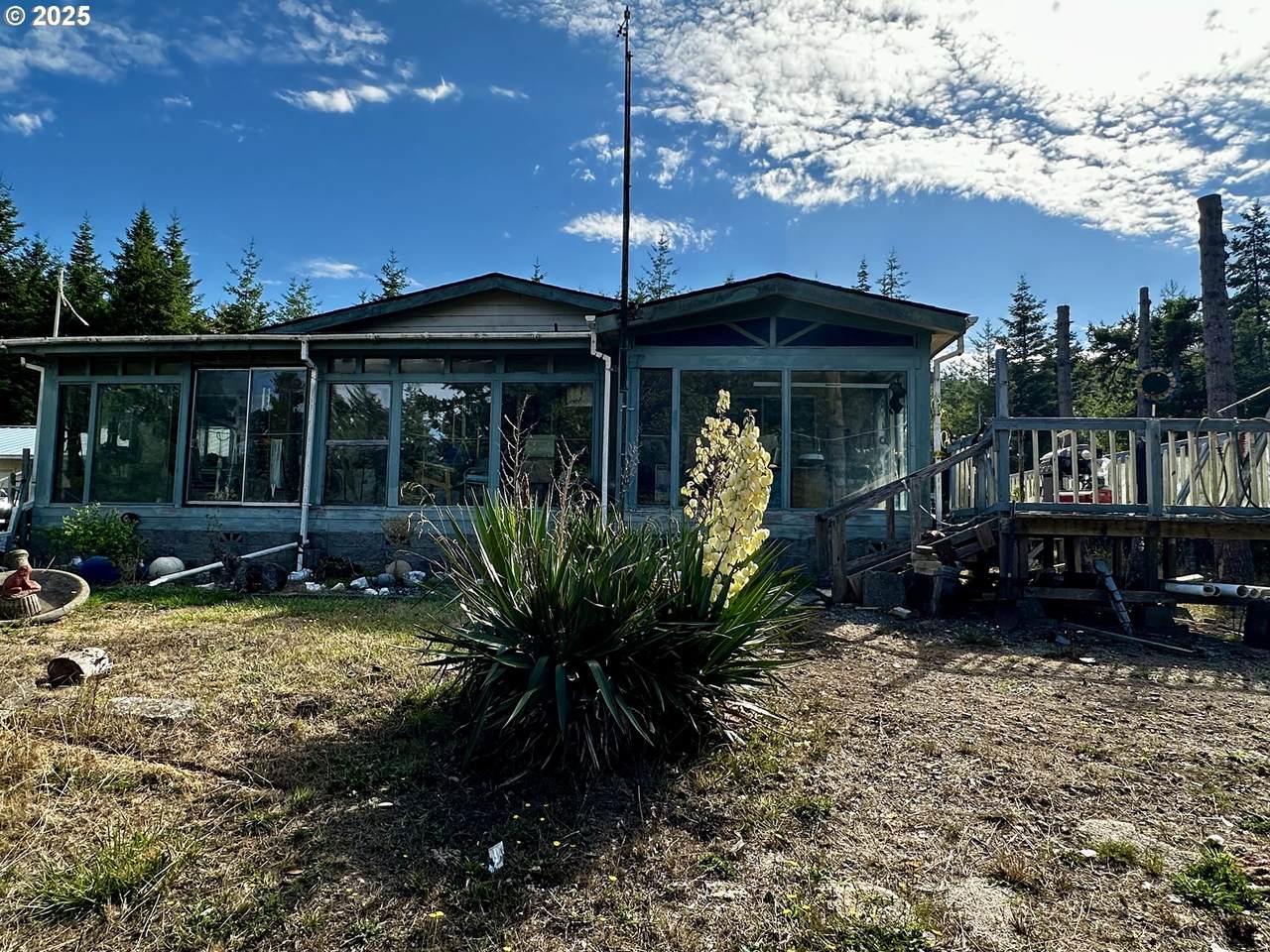 94515 Langlois Mountain Rd - Photo 1