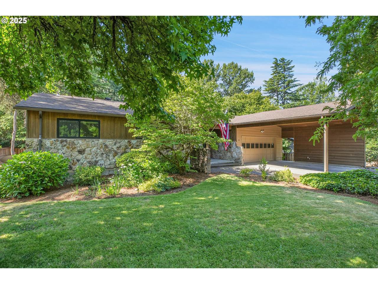 251 24TH Ave - Photo 1