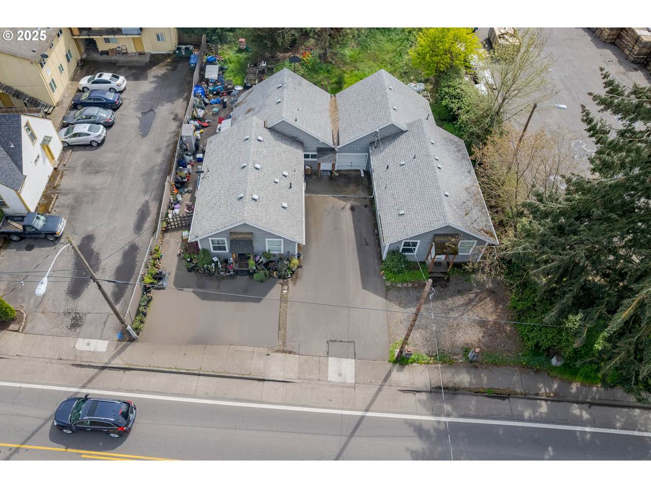 2148 Roosevelt Blvd - Photo 1