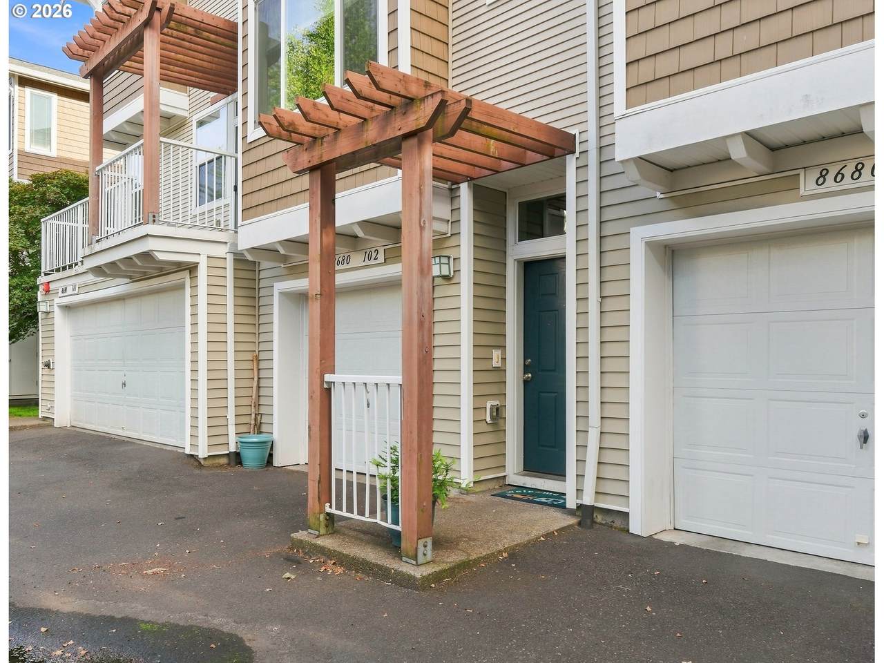 https://bt-photos.global.ssl.fastly.net/portland/1280_boomver_1_702808593-2.jpg