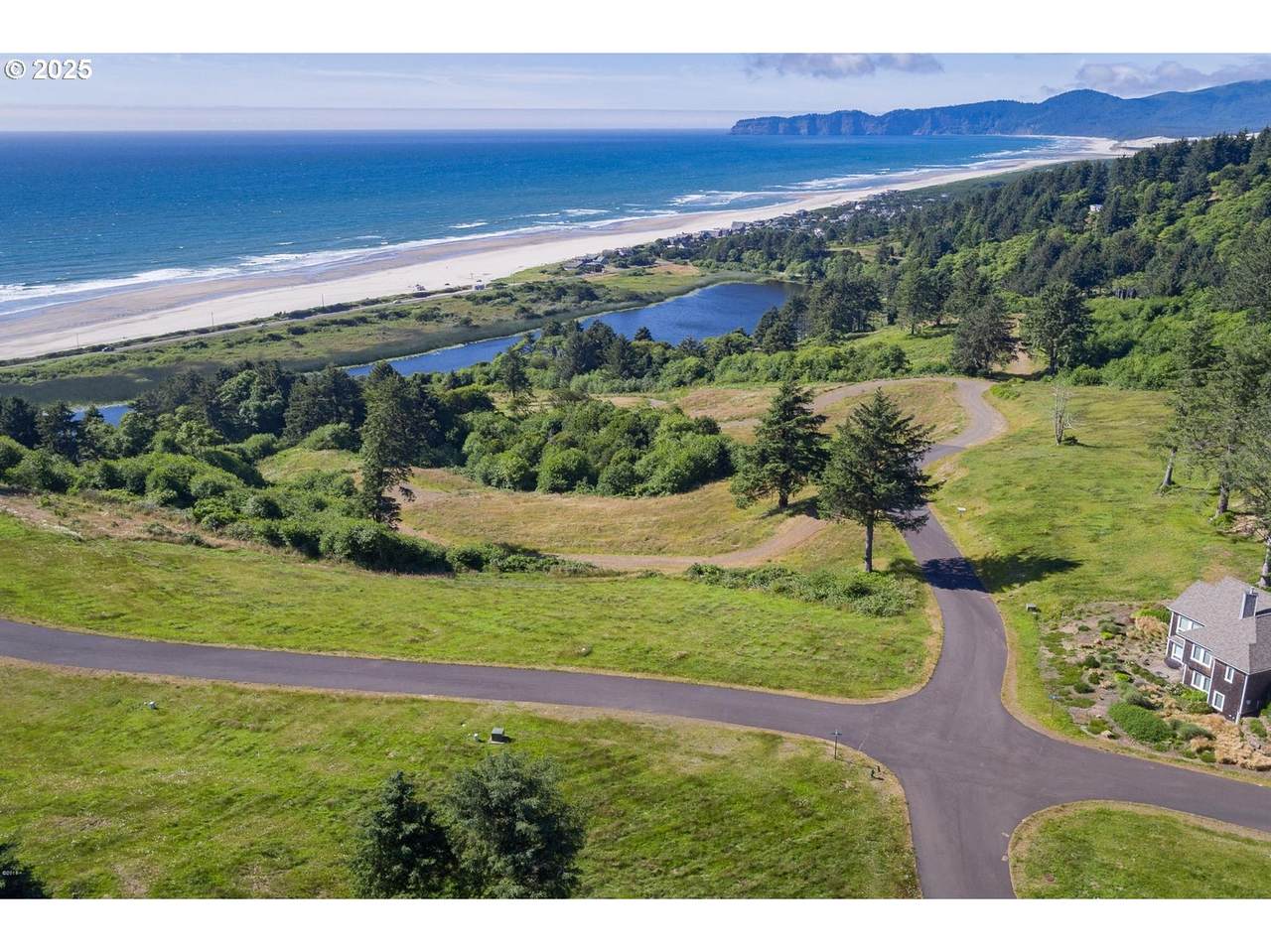 https://bt-photos.global.ssl.fastly.net/portland/1280_boomver_1_703064276-2.jpg