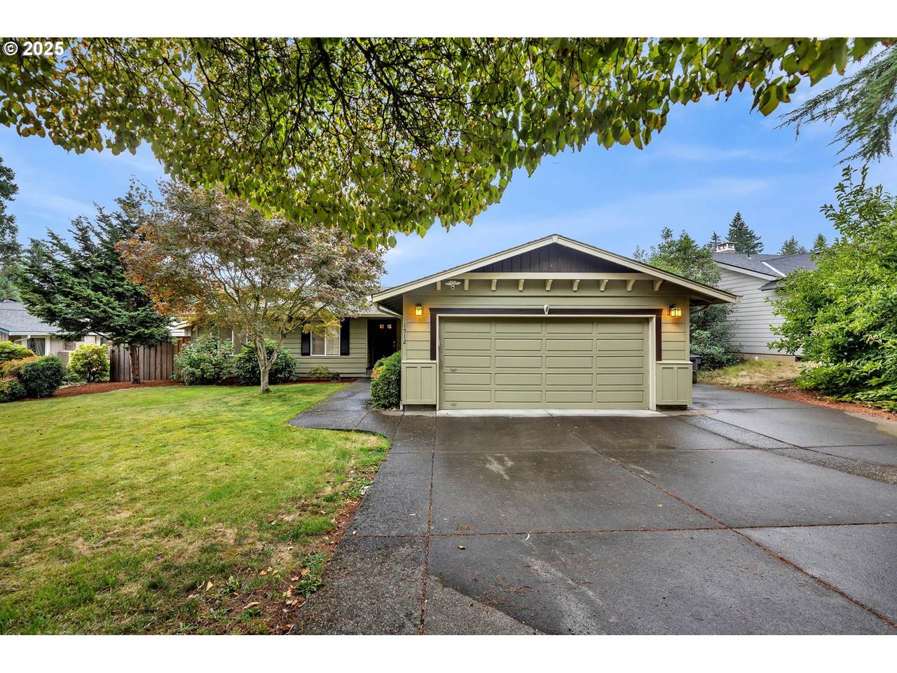 1512 121ST Ave - Photo 1