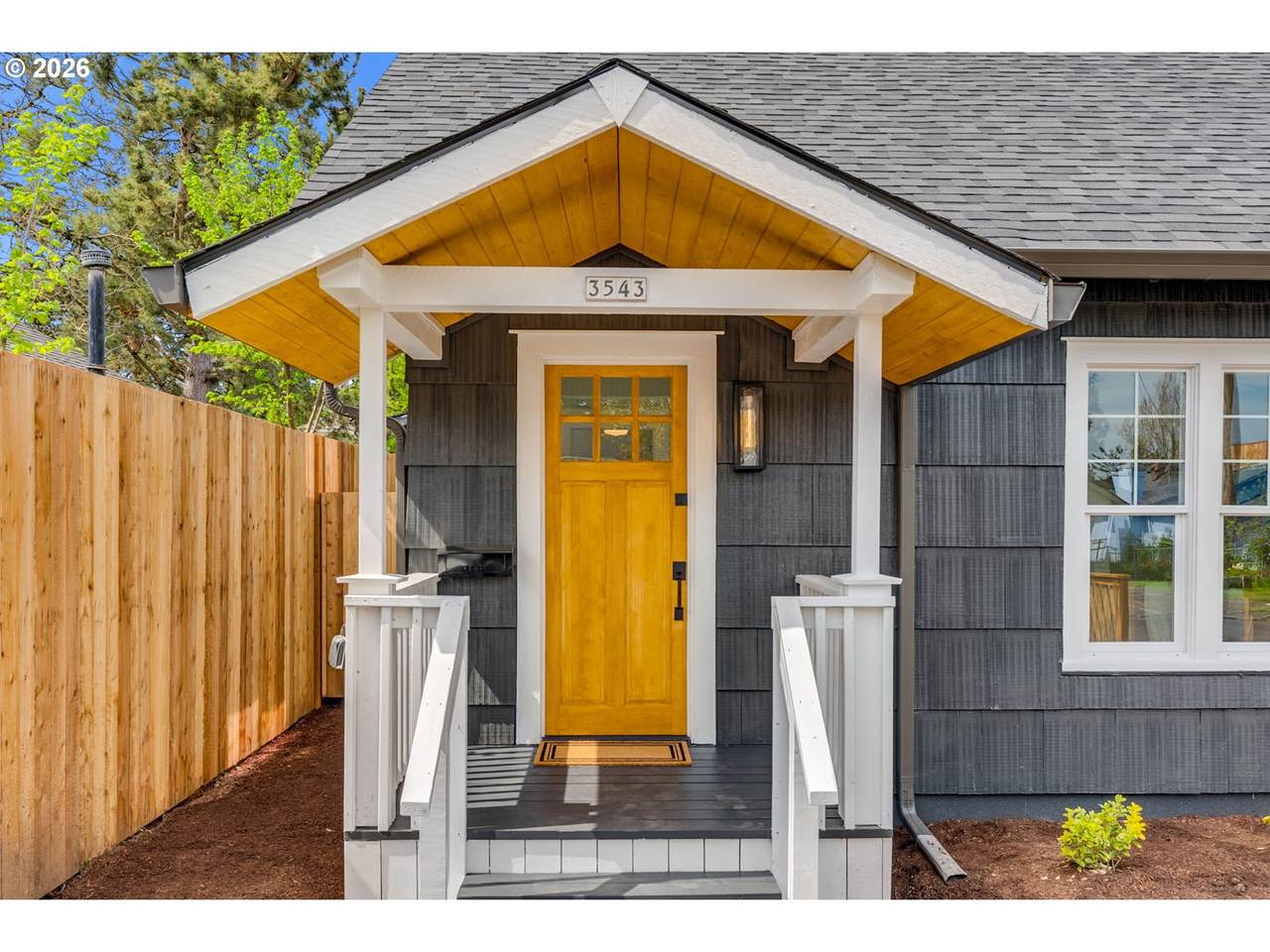 https://bt-photos.global.ssl.fastly.net/portland/1280_boomver_1_705186653-2.jpg