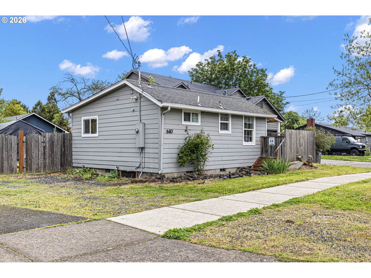 https://bt-photos.global.ssl.fastly.net/portland/1280_boomver_1_706064476-2.jpg