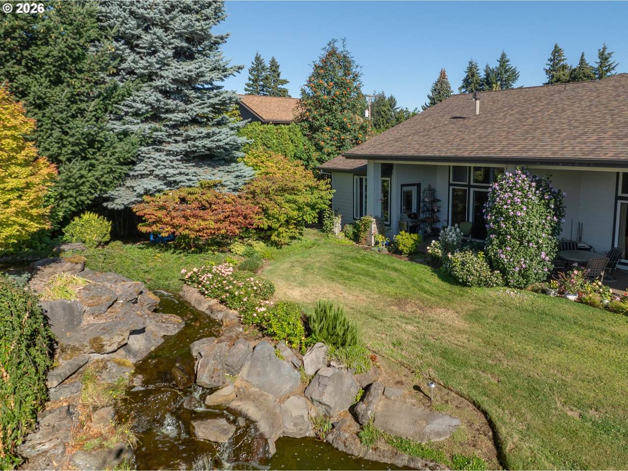 https://bt-photos.global.ssl.fastly.net/portland/1280_boomver_1_706282226-2.jpg