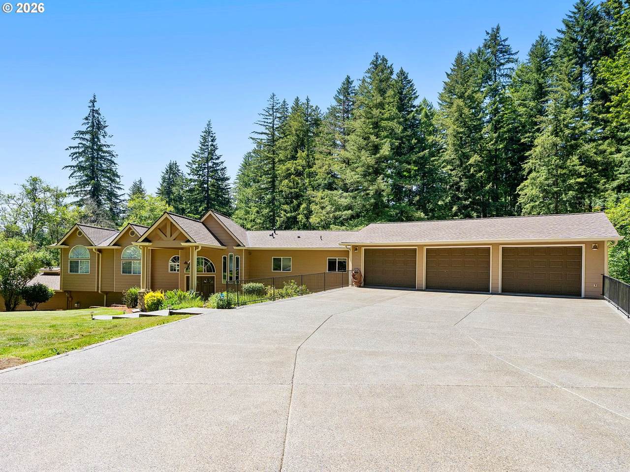 https://bt-photos.global.ssl.fastly.net/portland/1280_boomver_1_707542618-2.jpg