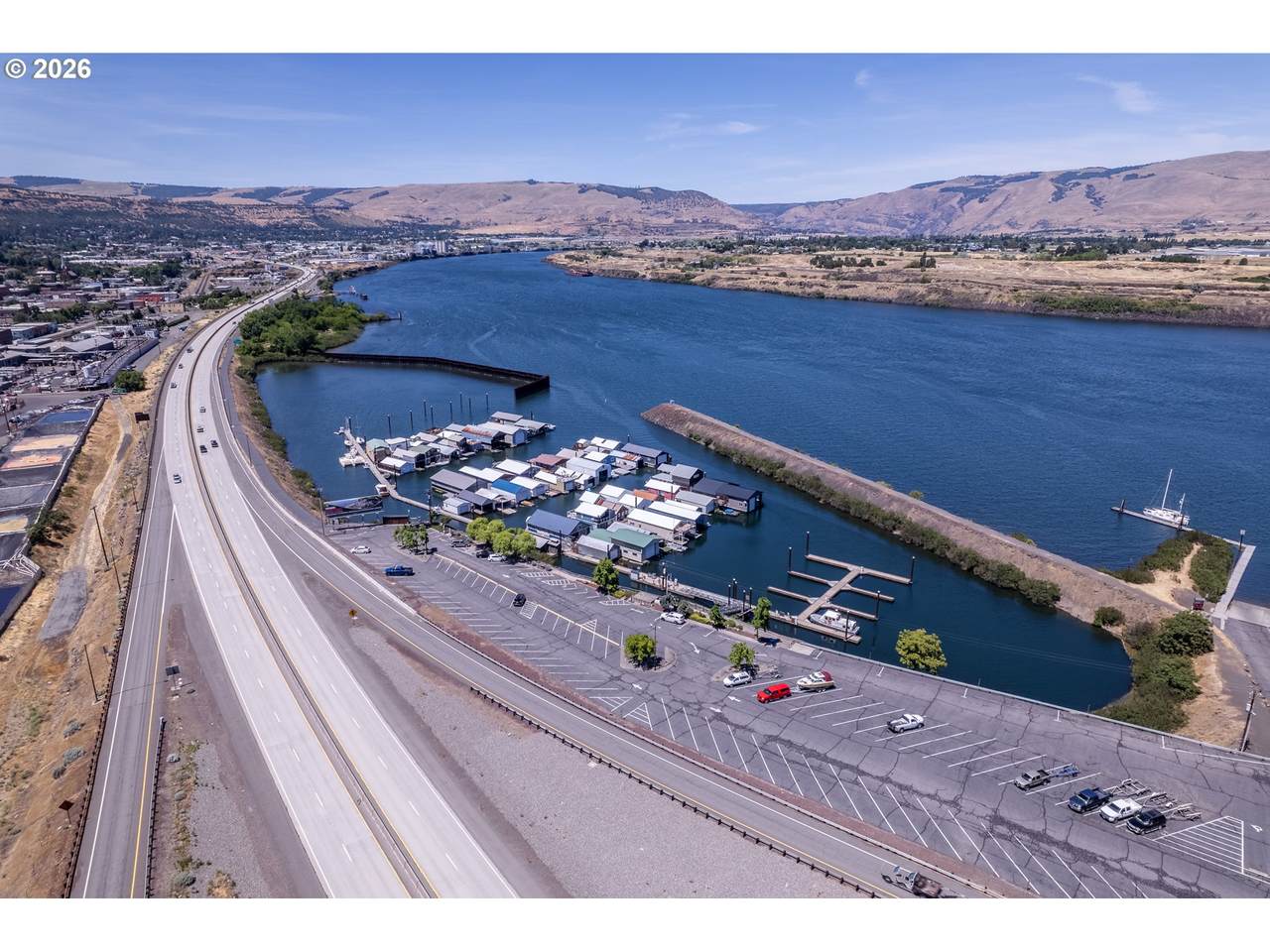 https://bt-photos.global.ssl.fastly.net/portland/1280_boomver_1_707680951-2.jpg