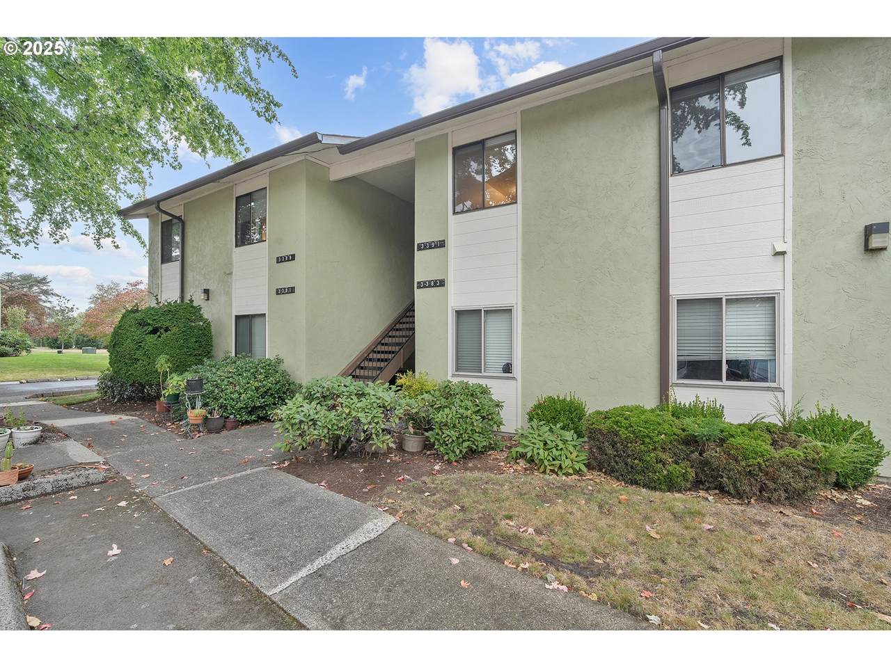 3391 162ND Ave - Photo 1