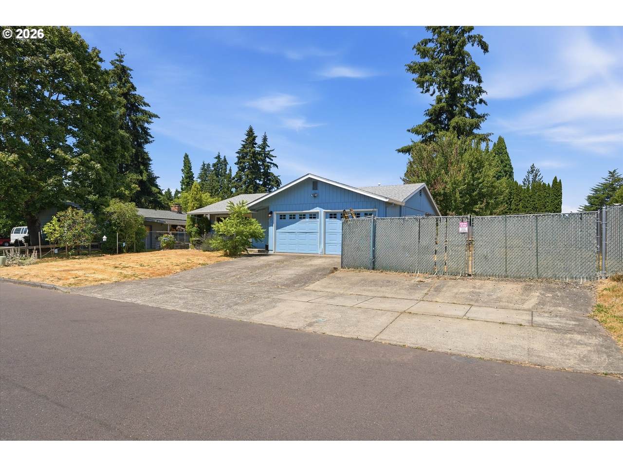 https://bt-photos.global.ssl.fastly.net/portland/orig_boomver_1_711399428-2.jpg