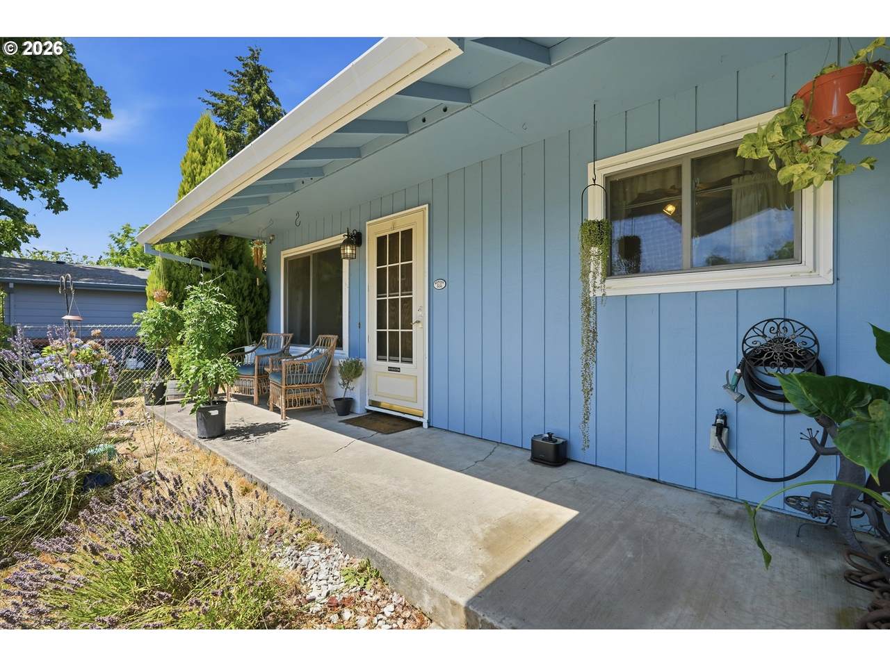 https://bt-photos.global.ssl.fastly.net/portland/orig_boomver_1_711399428-2.jpg
