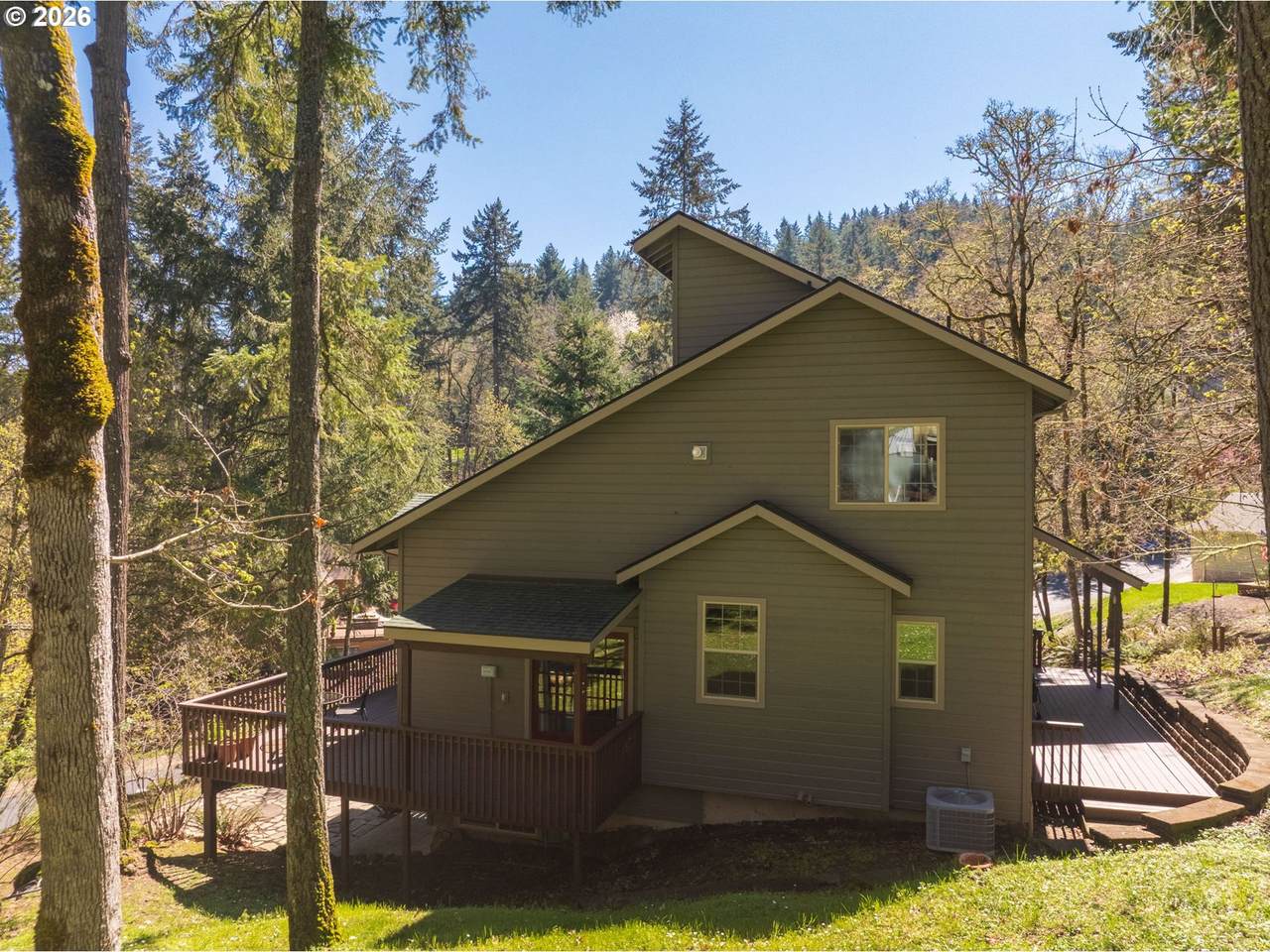 https://bt-photos.global.ssl.fastly.net/portland/1280_boomver_1_711400613-2.jpg