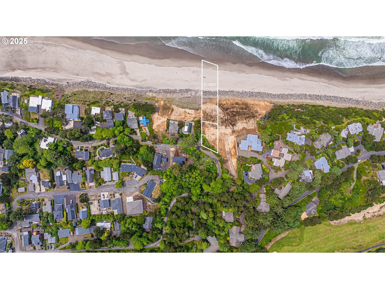 7375 Neptune Ave - Photo 1