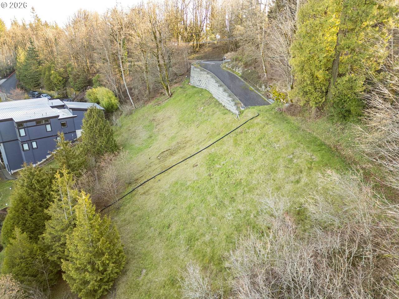 318 Skyline Blvd - Photo 1