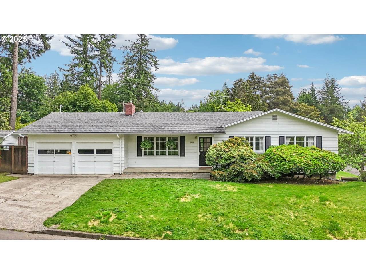 4242 Admiral St - Photo 1