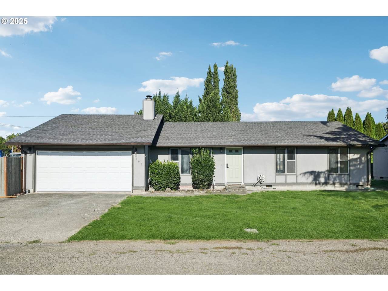 103 Scott St - Photo 1