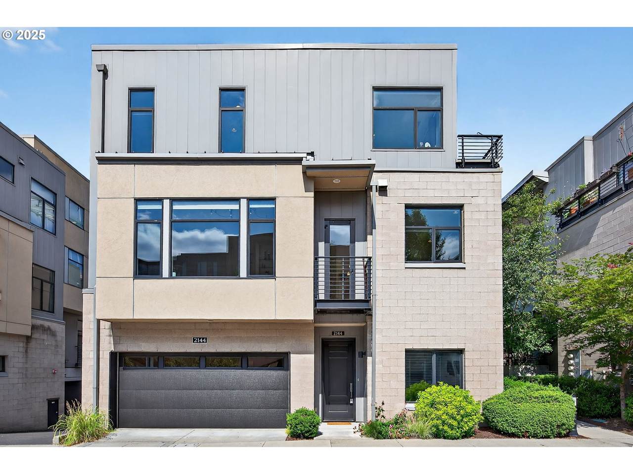 2144 16th Ave - Photo 1