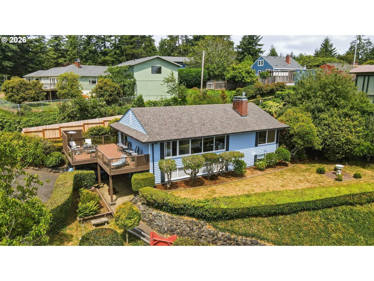 1037 10TH St - Photo 1