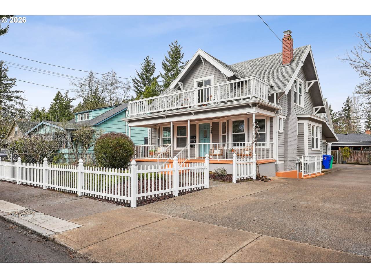 7427 Woodstock Blvd - Photo 1