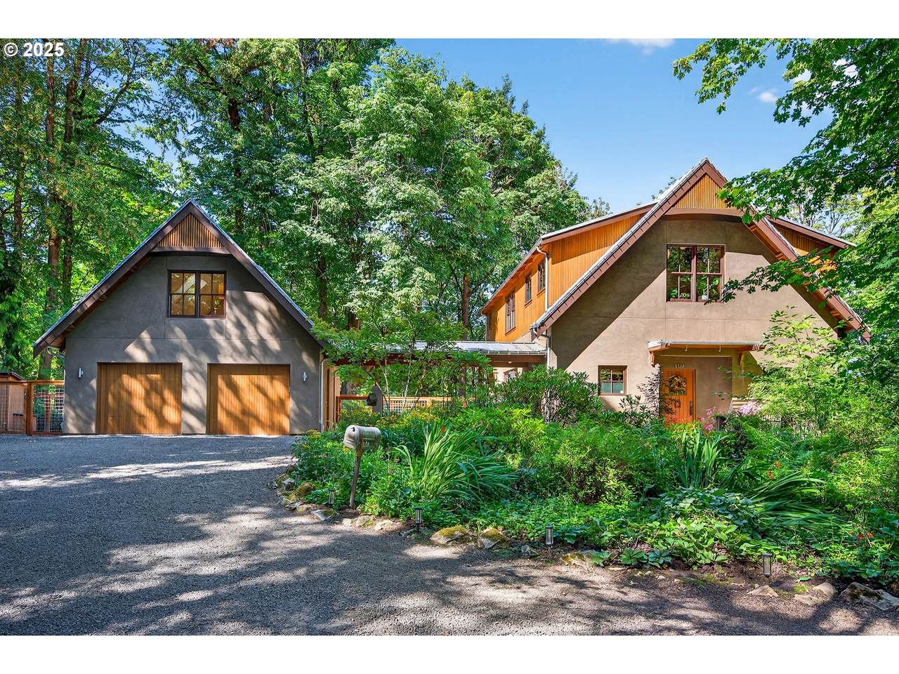 5128 Northwood Ave - Photo 1