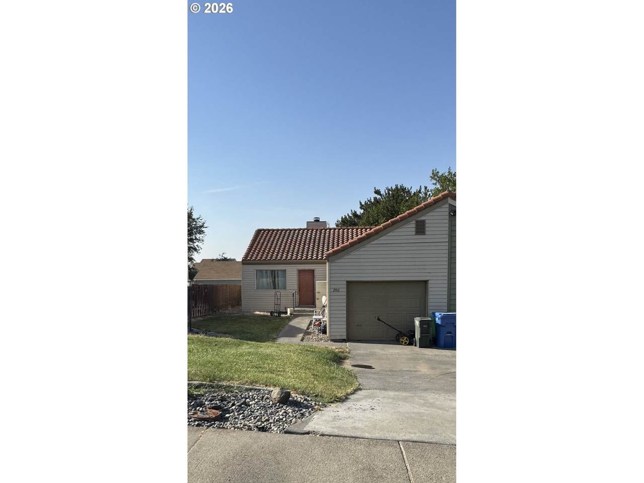 2011 Runnion Dr - Photo 1