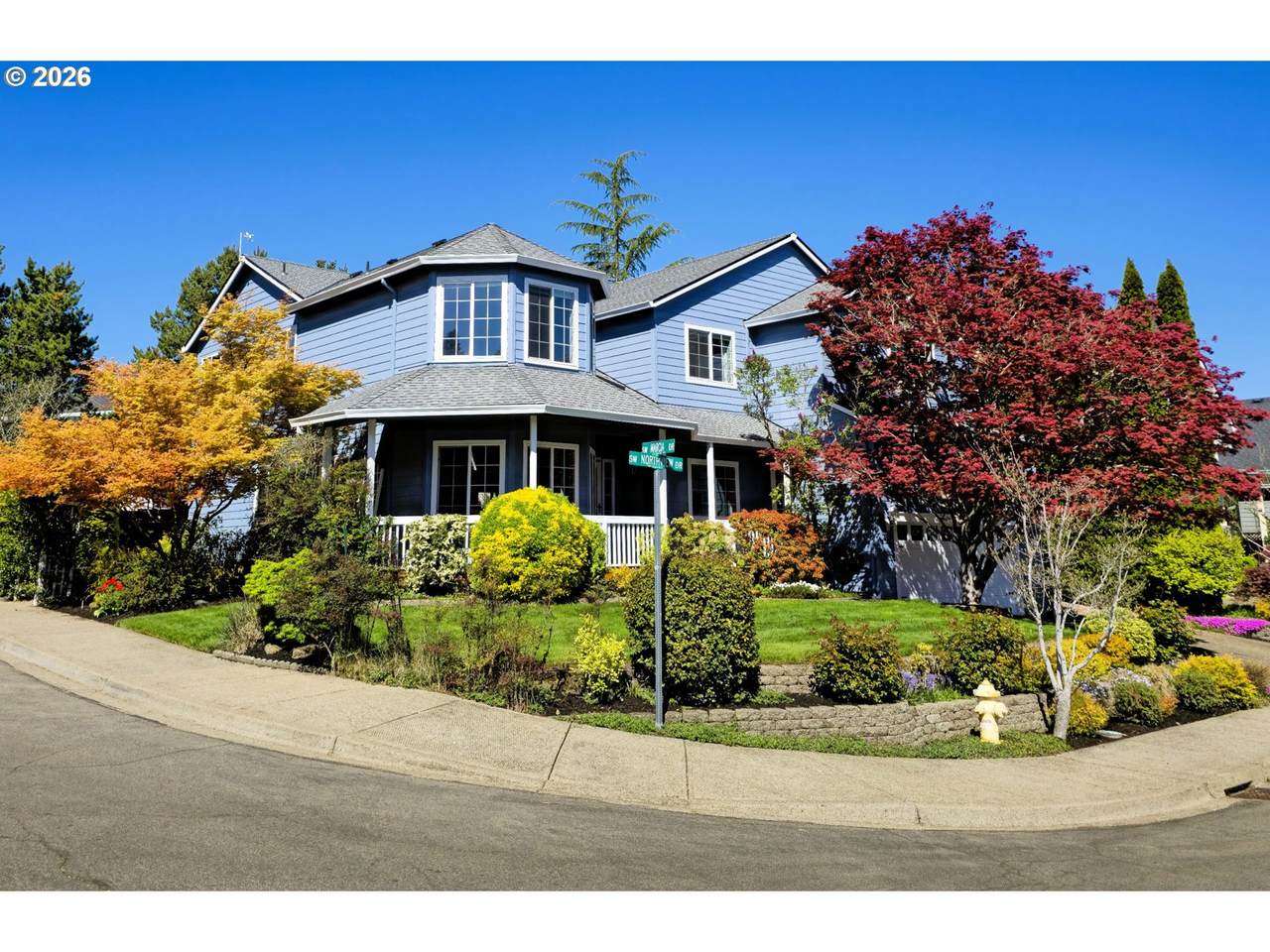 https://bt-photos.global.ssl.fastly.net/portland/1280_boomver_1_721781394-2.jpg