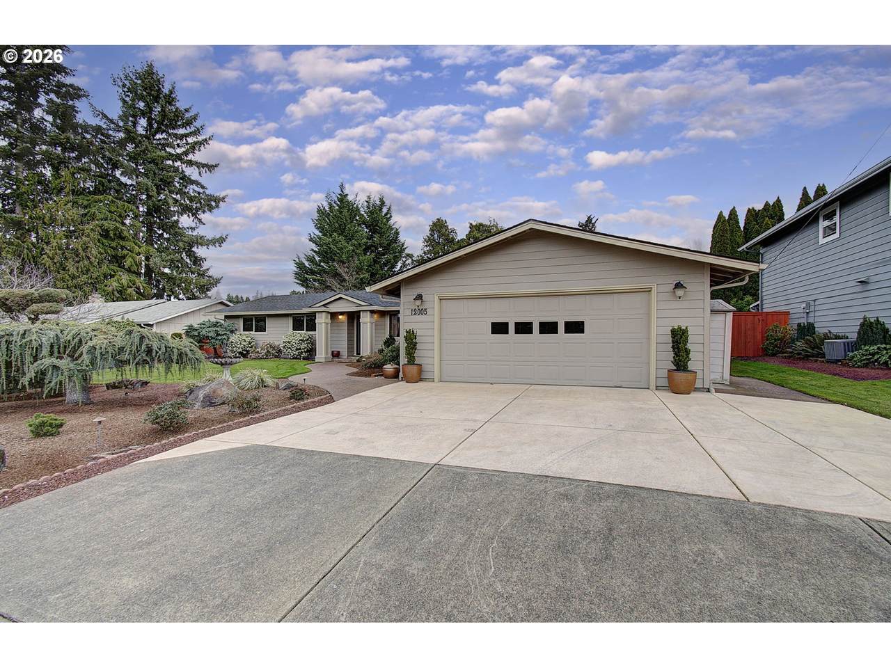 https://bt-photos.global.ssl.fastly.net/portland/1280_boomver_1_722135416-2.jpg