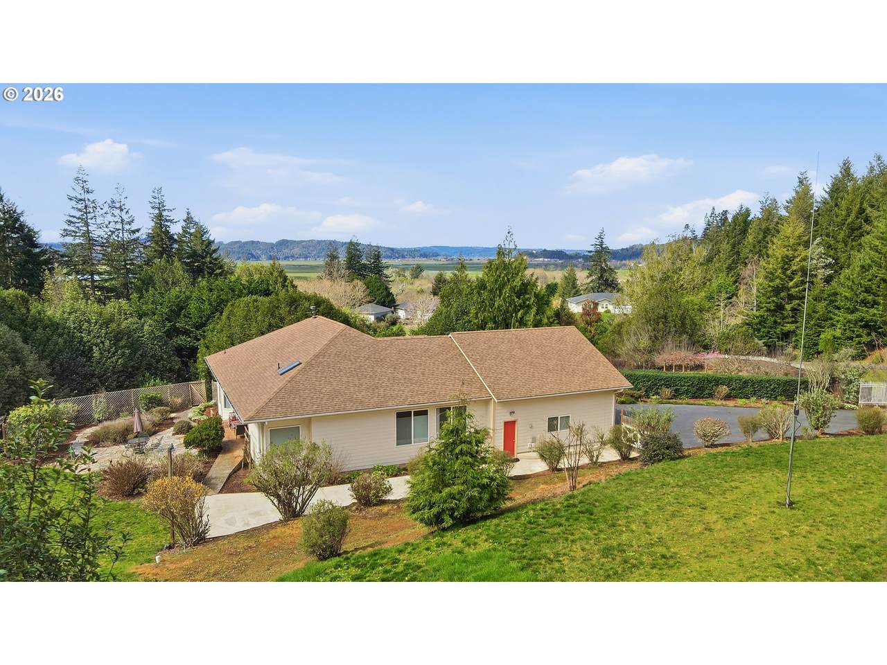 https://bt-photos.global.ssl.fastly.net/portland/1280_boomver_1_722794655-2.jpg