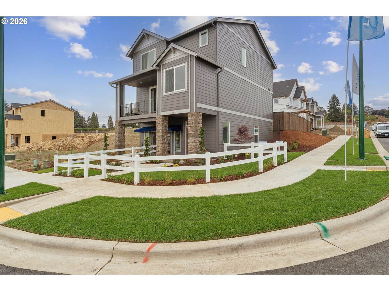 https://bt-photos.global.ssl.fastly.net/portland/1280_boomver_1_722923851-2.jpg