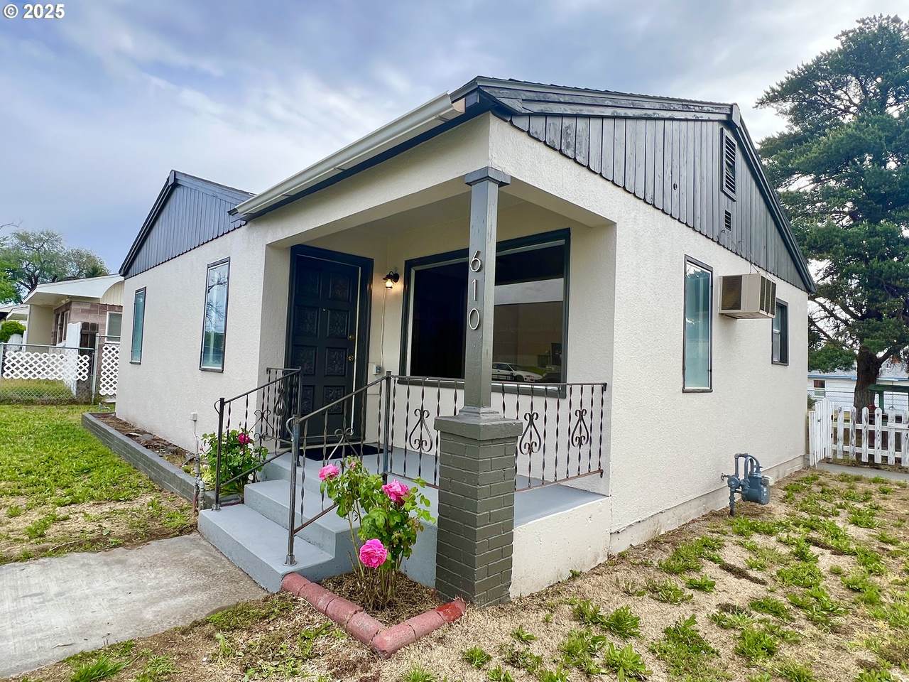 610 North St - Photo 1
