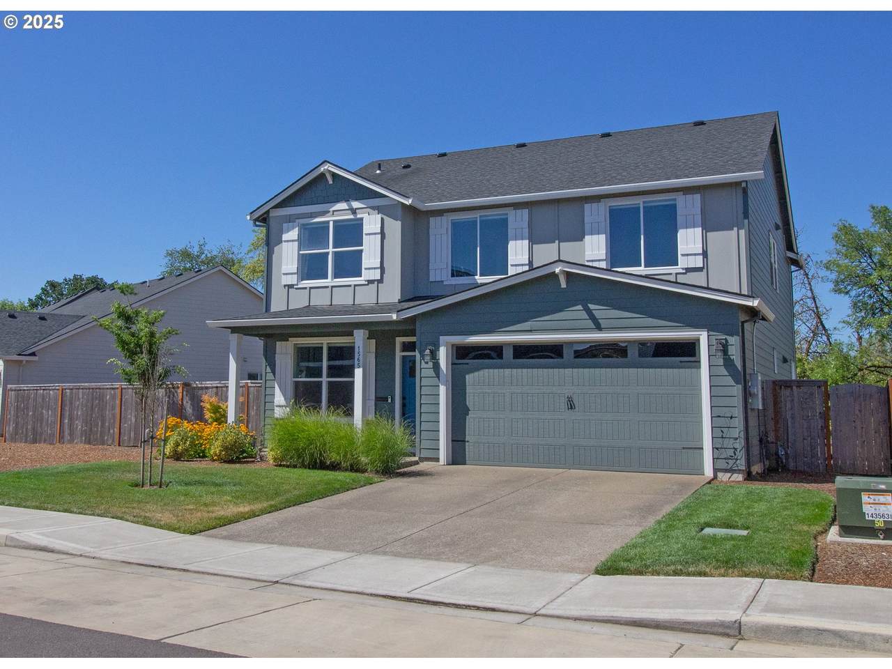 1565 Quartz Dr - Photo 1