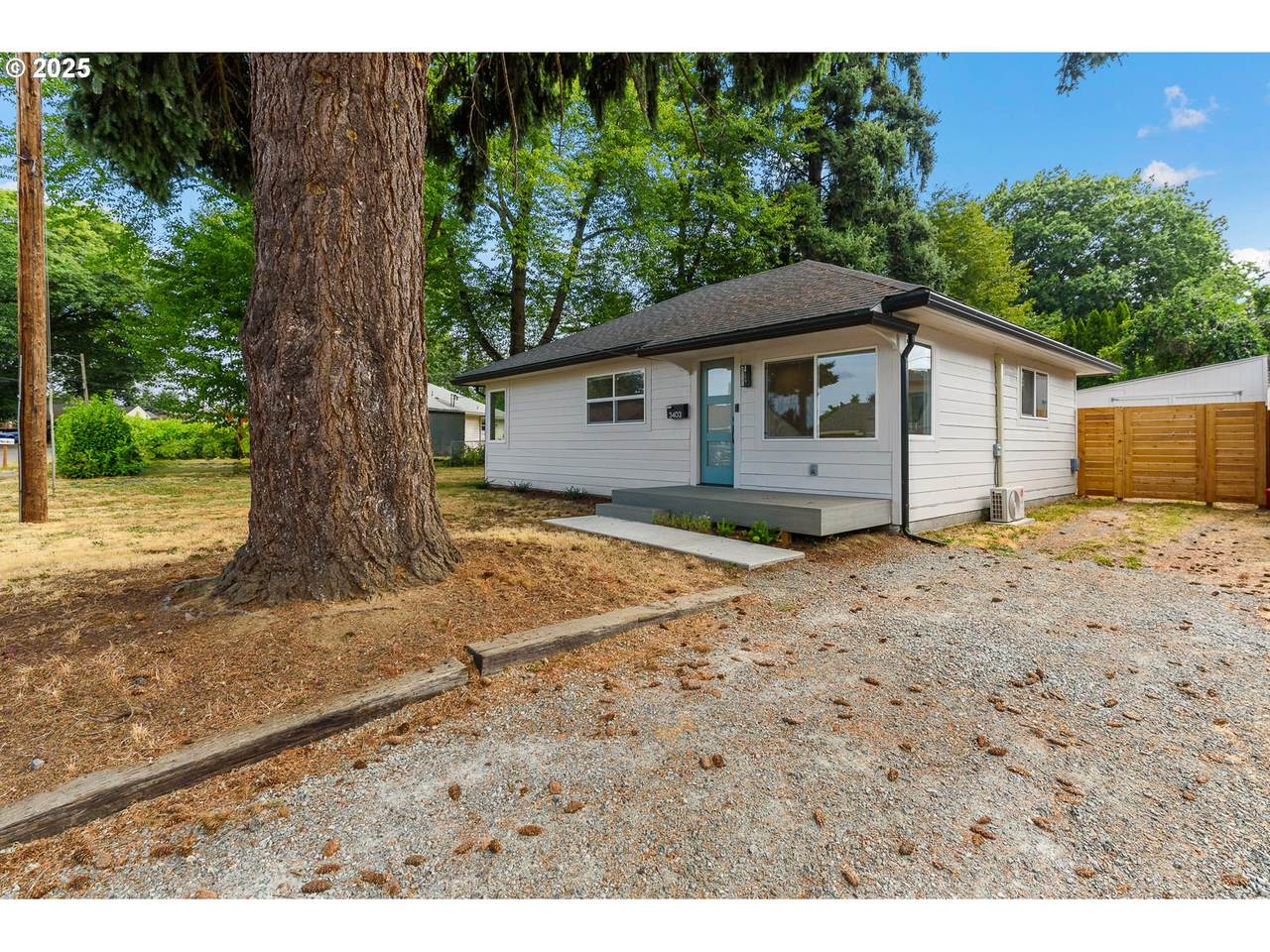 3403 Xavier Ave - Photo 1