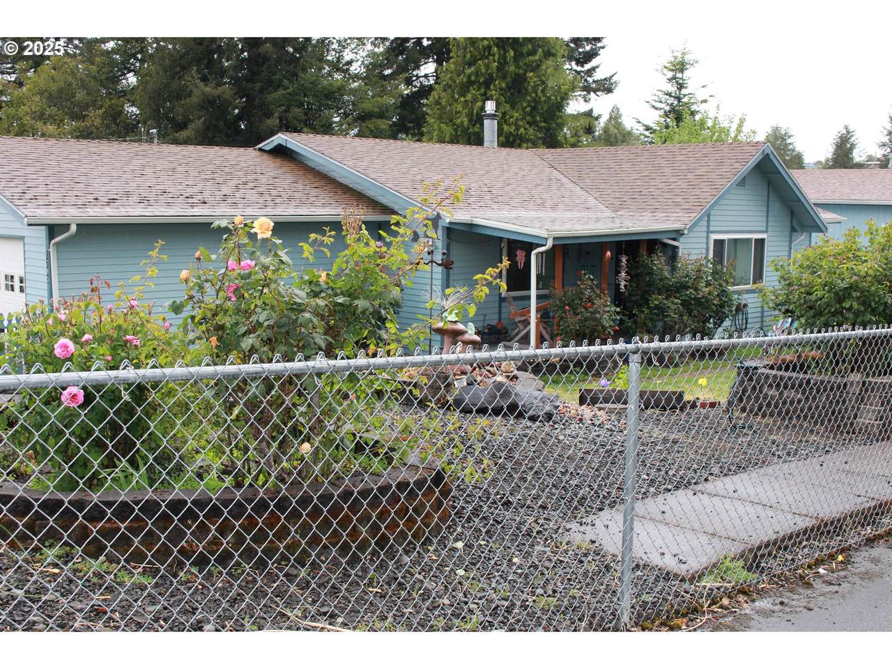 1783 View St - Photo 1