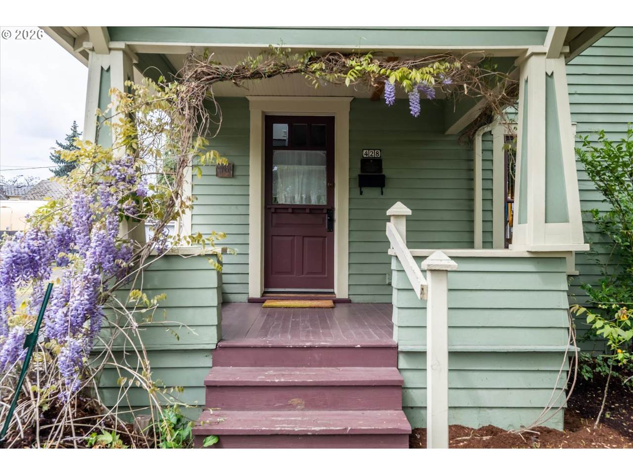 https://bt-photos.global.ssl.fastly.net/portland/1280_boomver_1_731603828-2.jpg