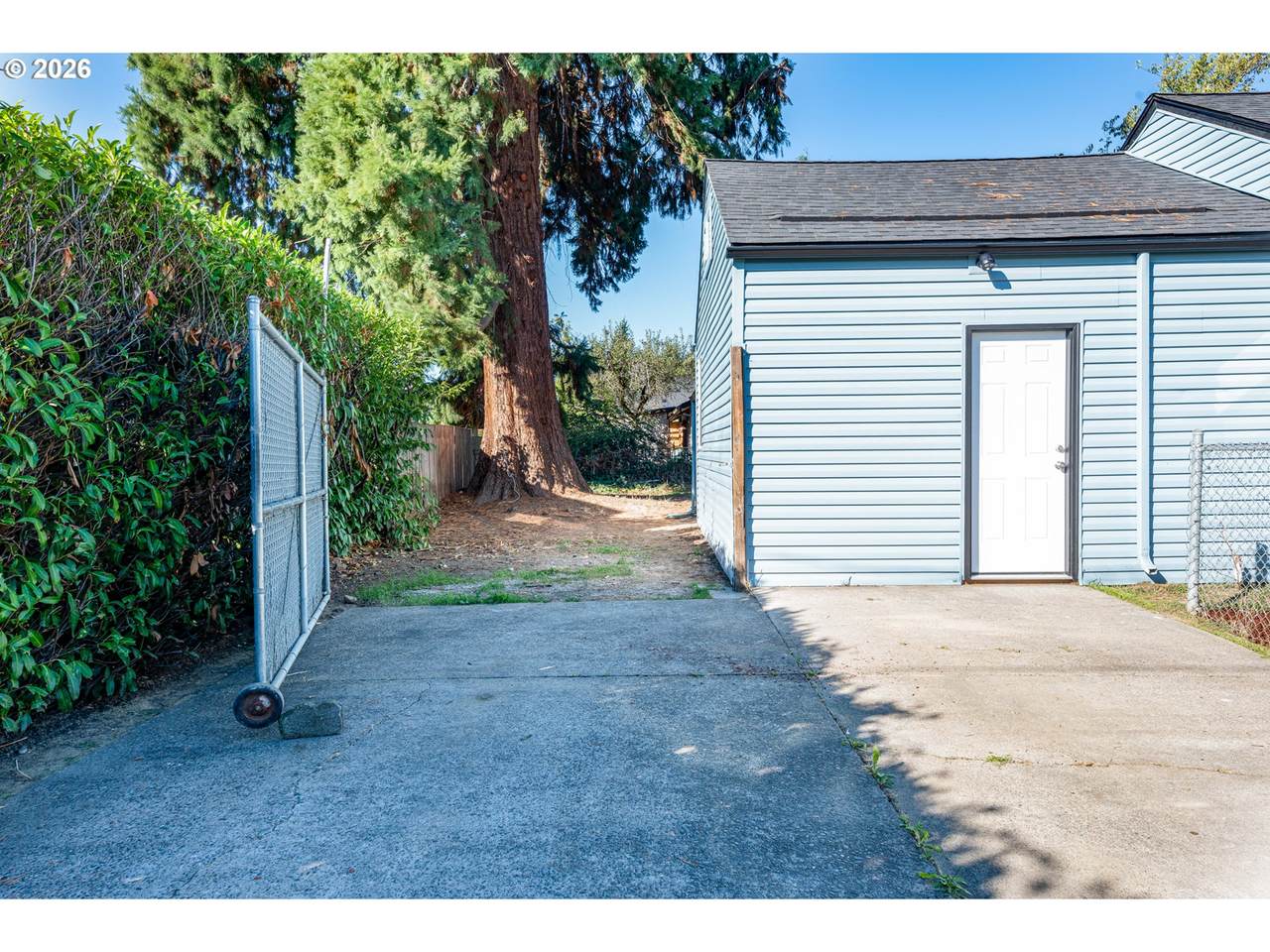 https://bt-photos.global.ssl.fastly.net/portland/1280_boomver_1_732438190-2.jpg