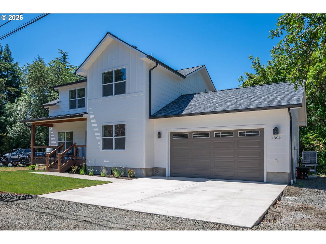 https://bt-photos.global.ssl.fastly.net/portland/1280_boomver_1_732500046-2.jpg