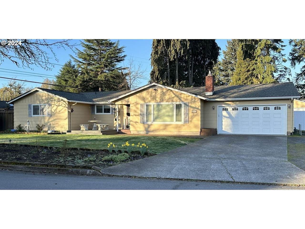 1960 Valhalla St - Photo 1