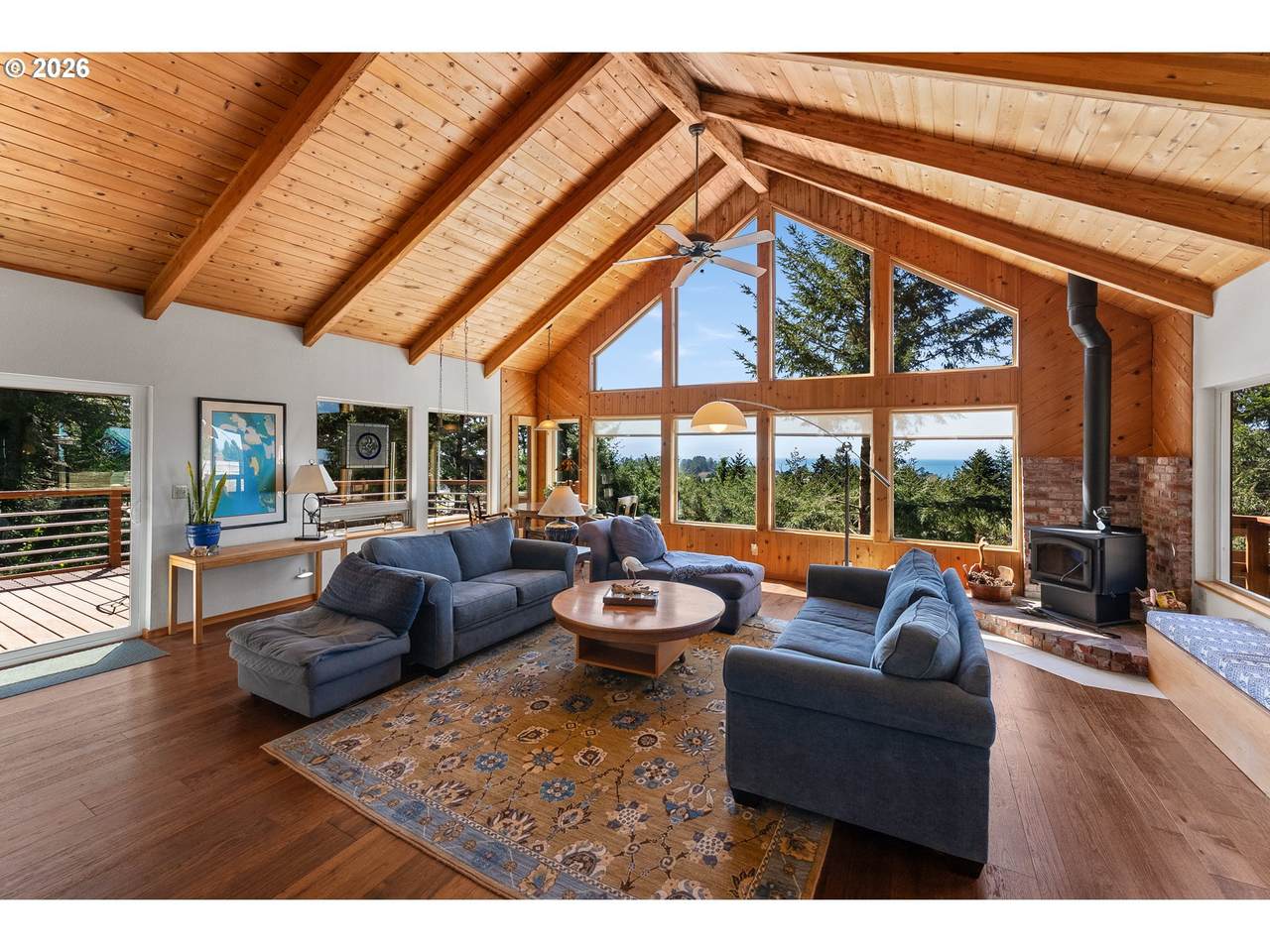 https://bt-photos.global.ssl.fastly.net/portland/1280_boomver_1_732782529-2.jpg