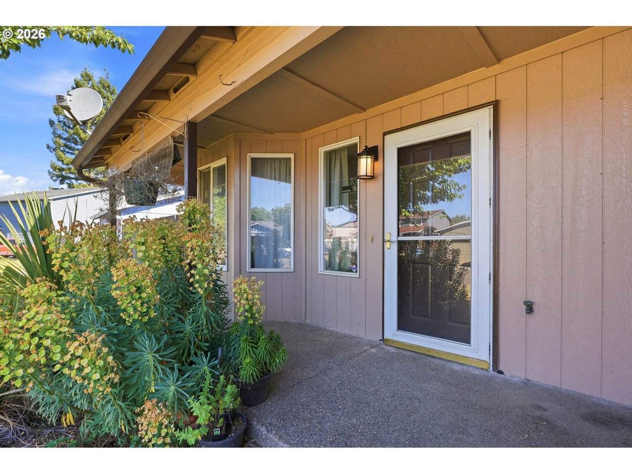 https://bt-photos.global.ssl.fastly.net/portland/1280_boomver_1_733229383-2.jpg