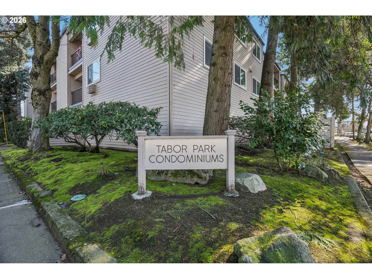 6600 Division St - Photo 1