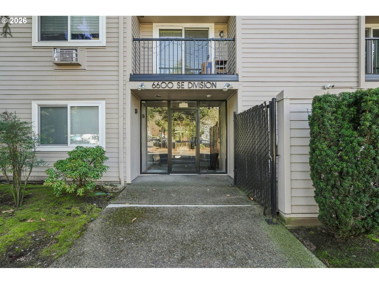 https://bt-photos.global.ssl.fastly.net/portland/1280_boomver_1_734843352-2.jpg