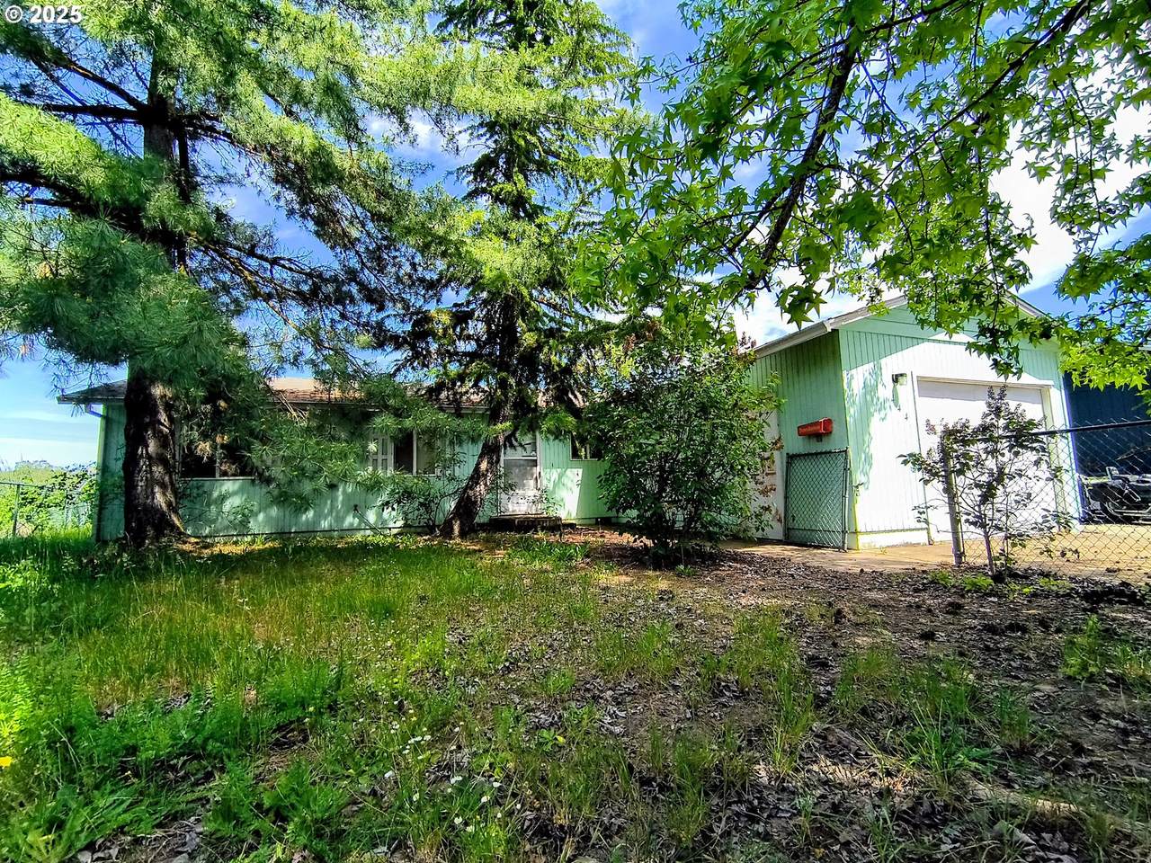444 Char St - Photo 1