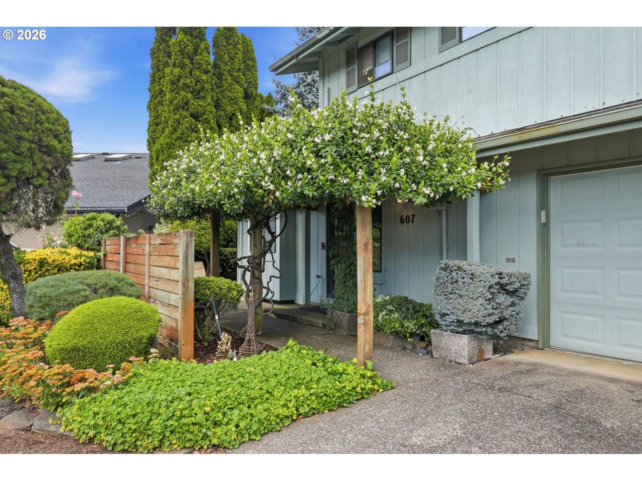https://bt-photos.global.ssl.fastly.net/portland/1280_boomver_1_735242955-2.jpg
