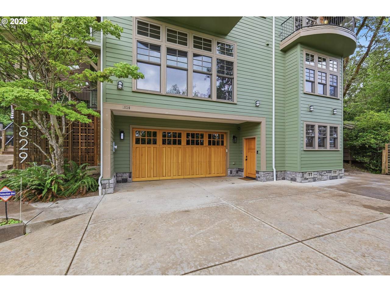 https://bt-photos.global.ssl.fastly.net/portland/1280_boomver_1_735567543-2.jpg