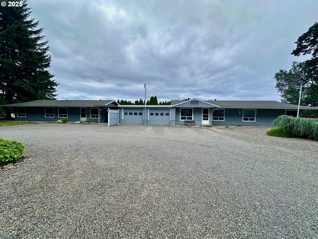 2623 Sandra Ave - Photo 1